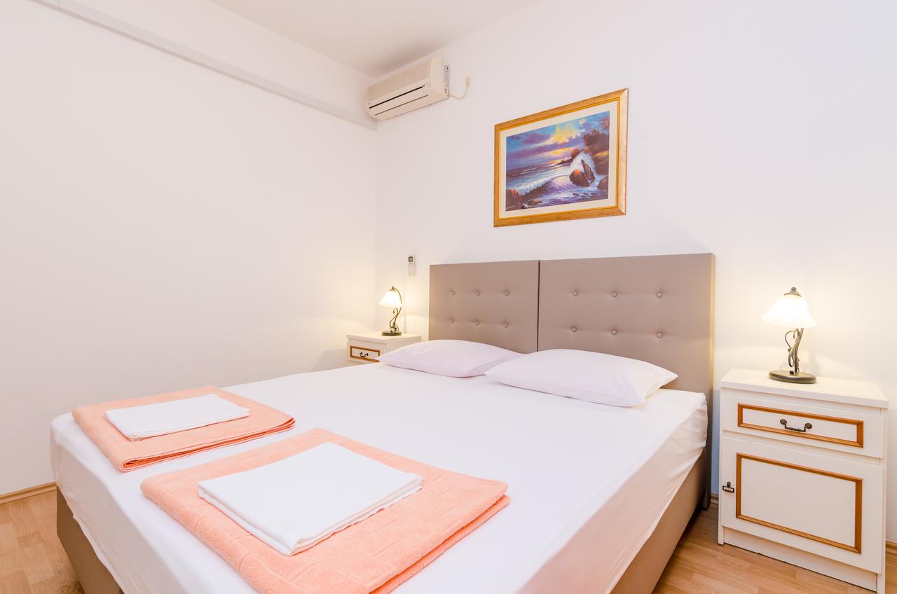 شقق فيوفيتش