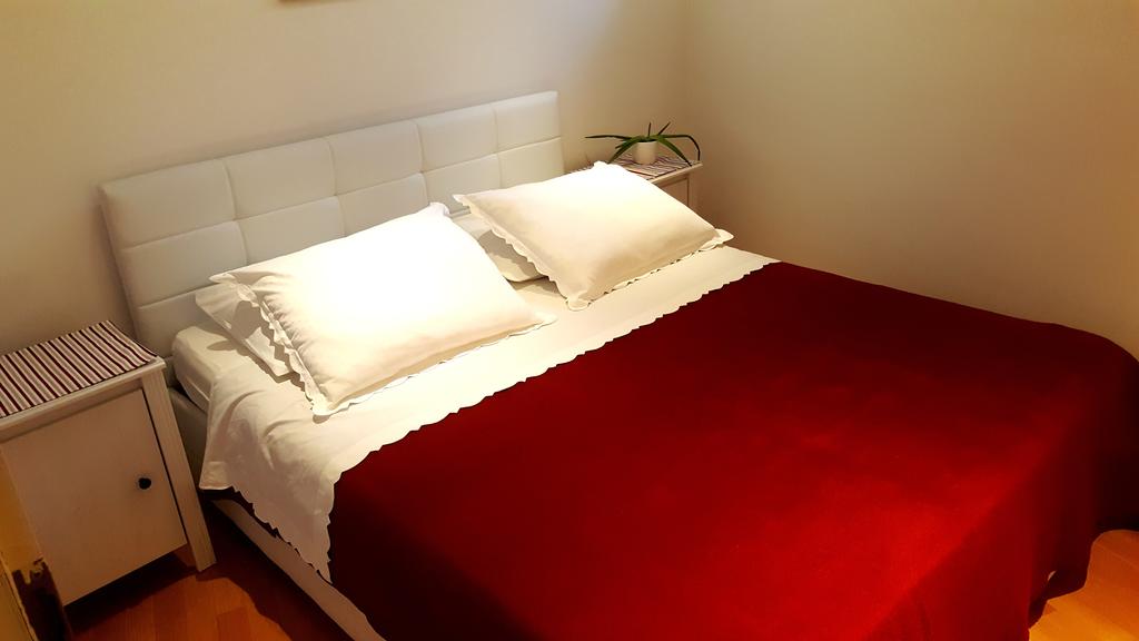  شقة ادريانا 