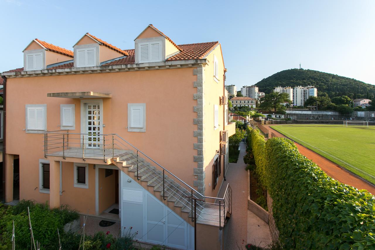 شقق ميرامار وكامبارا