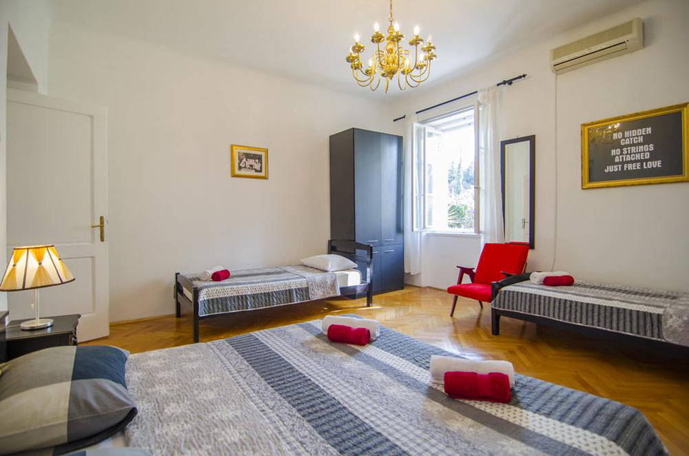 فيلا مارتينيز