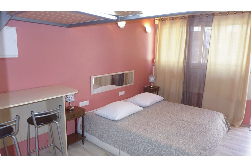 ستوديو مالى جادران 