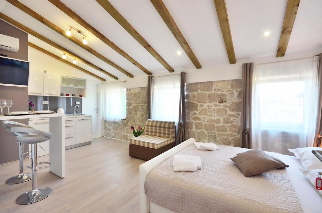 استديوهات سيلفر