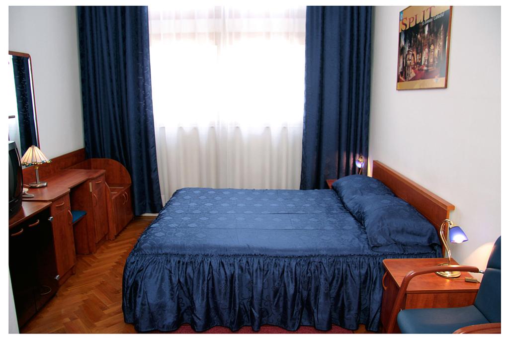 هابي بروزور - سنتر أوف سبليت