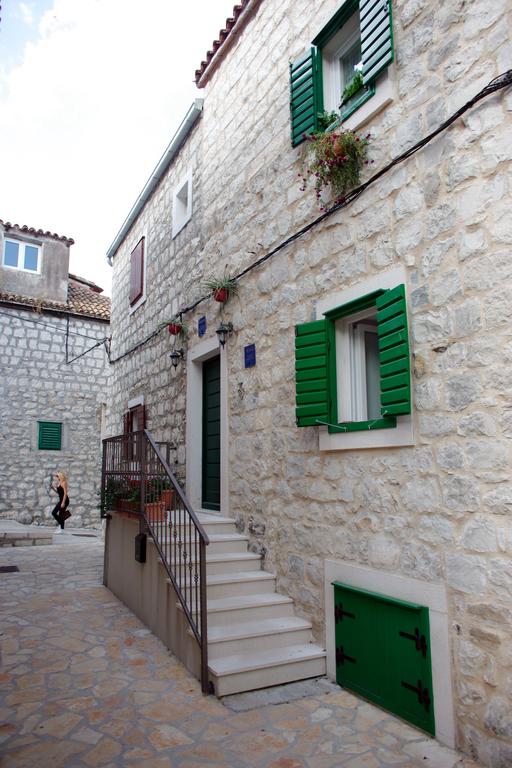 flyin.com