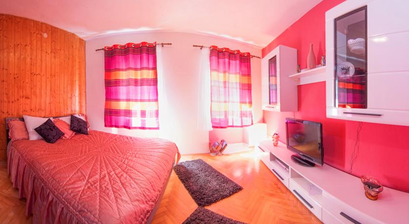 روستيكانا اكوموداشن