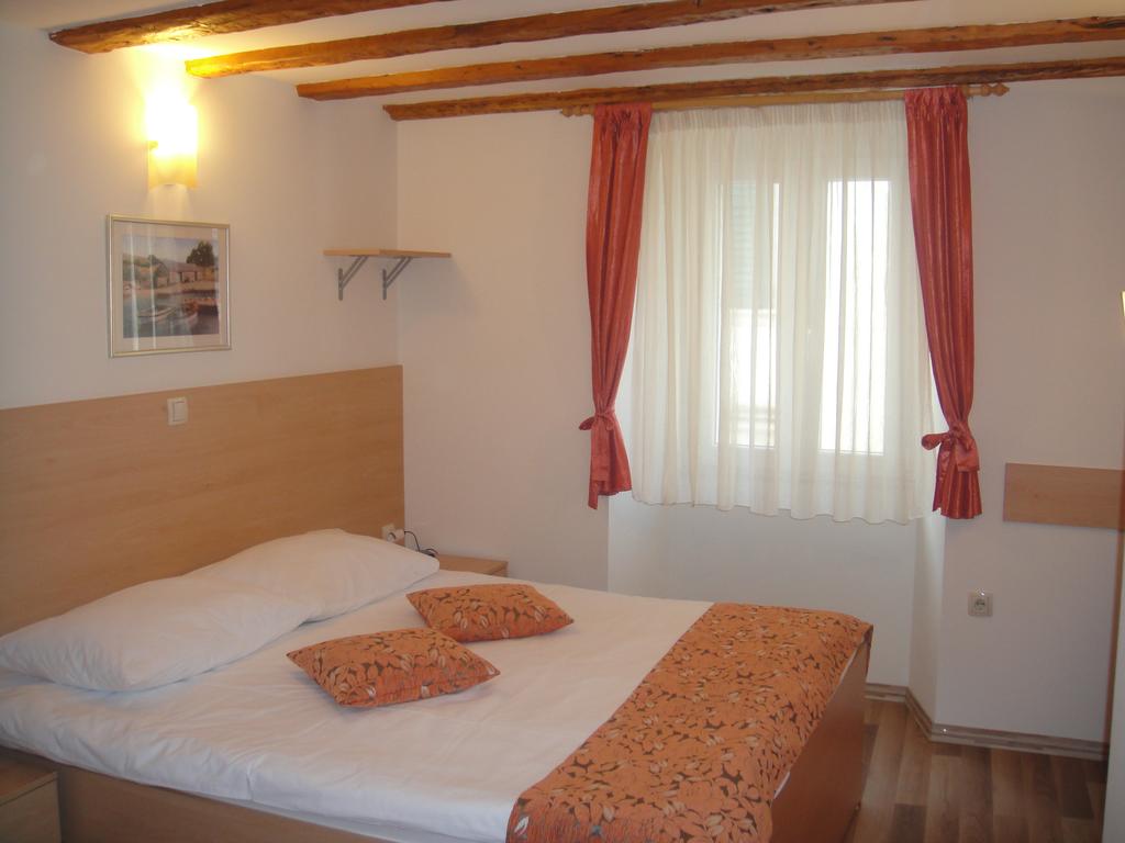 أولد تاون سويتس