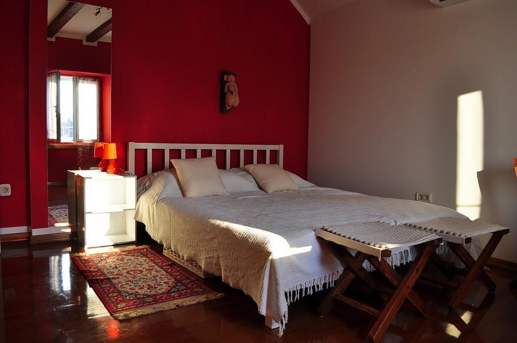 دوسد هاوس ستوديوس