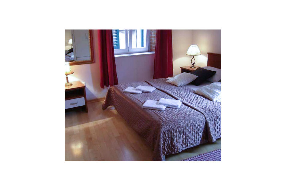  شقة رابسودى 