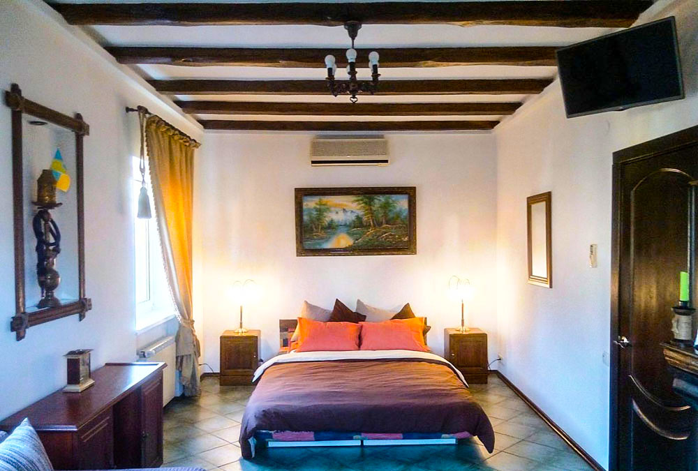 فاميلي اند فريندز