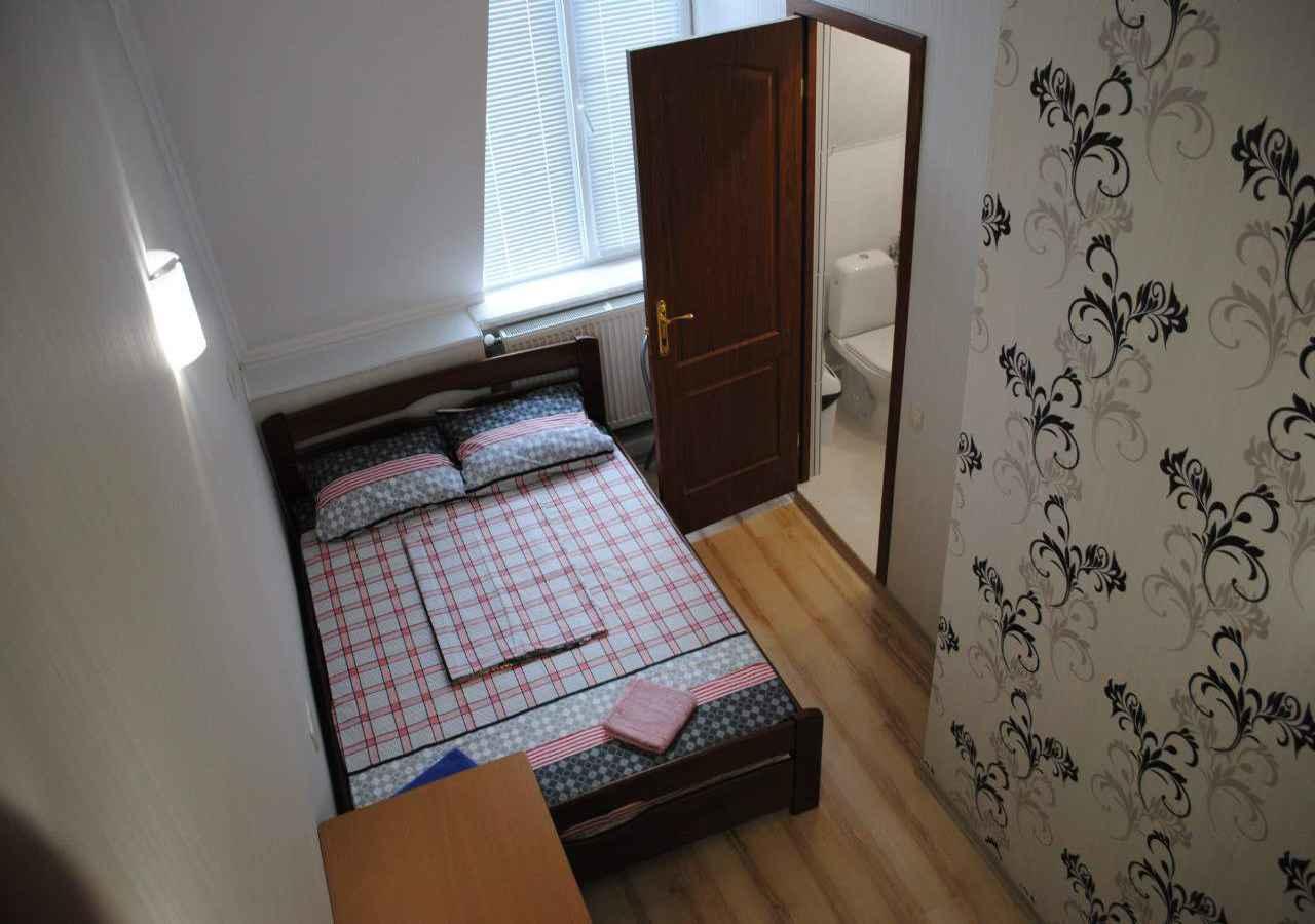 بيت شباب اويوت