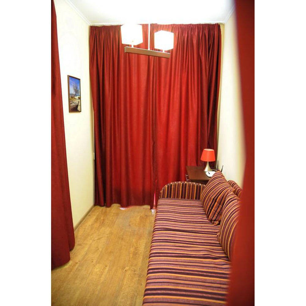 شقة اون بوسشكينسكايا 16