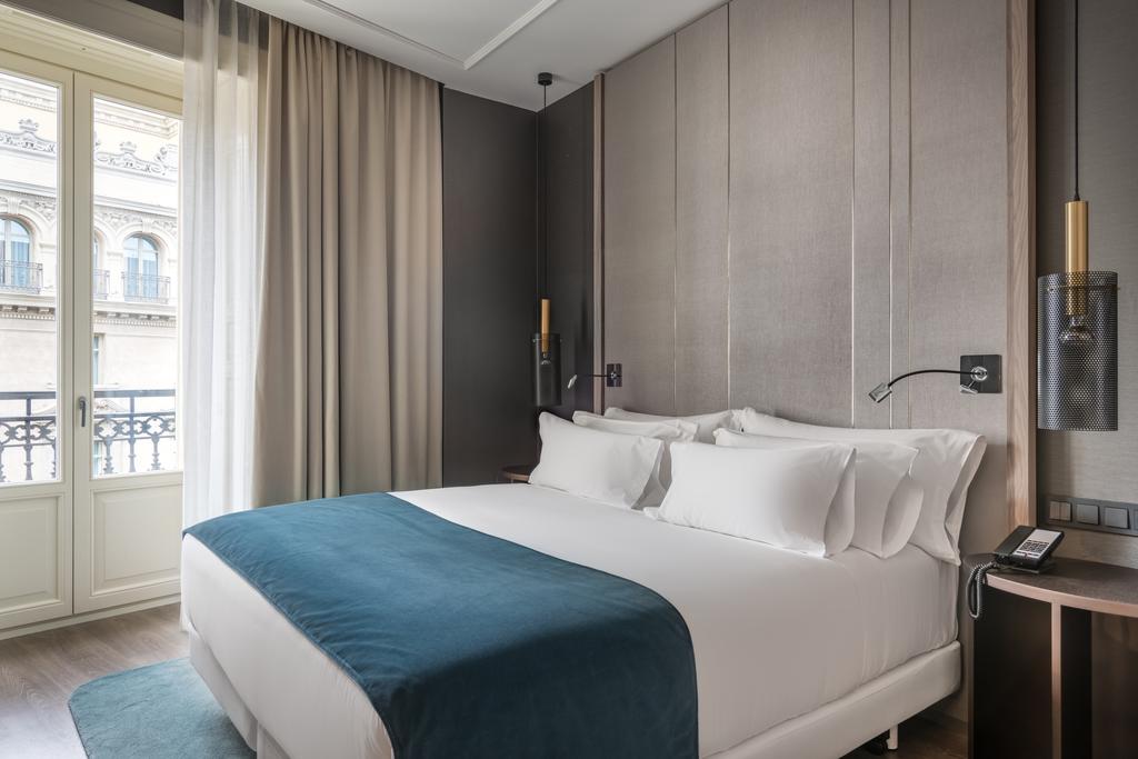 NH Collection Madrid Gran Vía