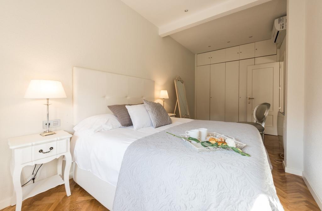 أتيكو أون تشويكا - ماد فلاتس كولكشن