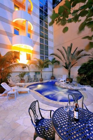 RedDoorz @ Bencoolen Street