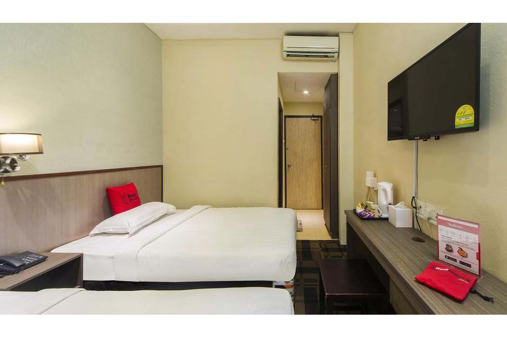 ريد دورز نير لافندر ستريت