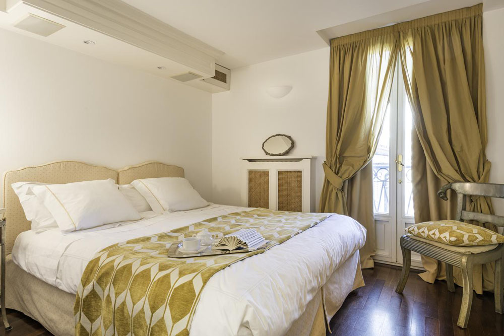 مونتينابوليوني - رينت كلاس جلوريا