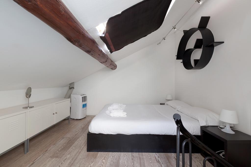 رينتوبوليس رينا - شيتا ستودي