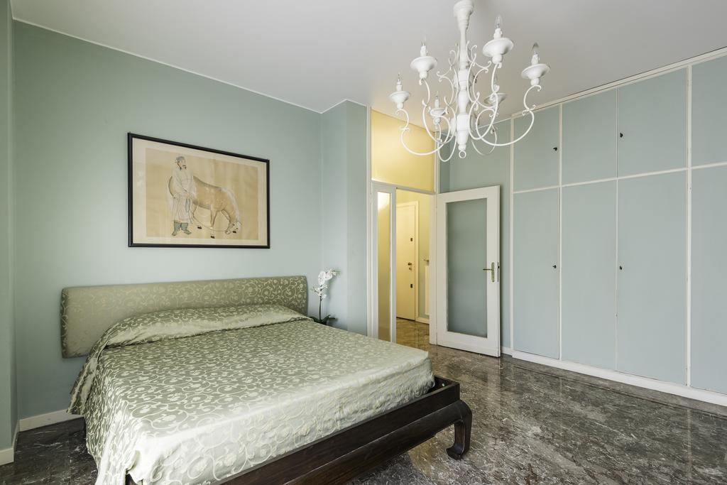 بوكوني - رينت كلاس لوتشيا