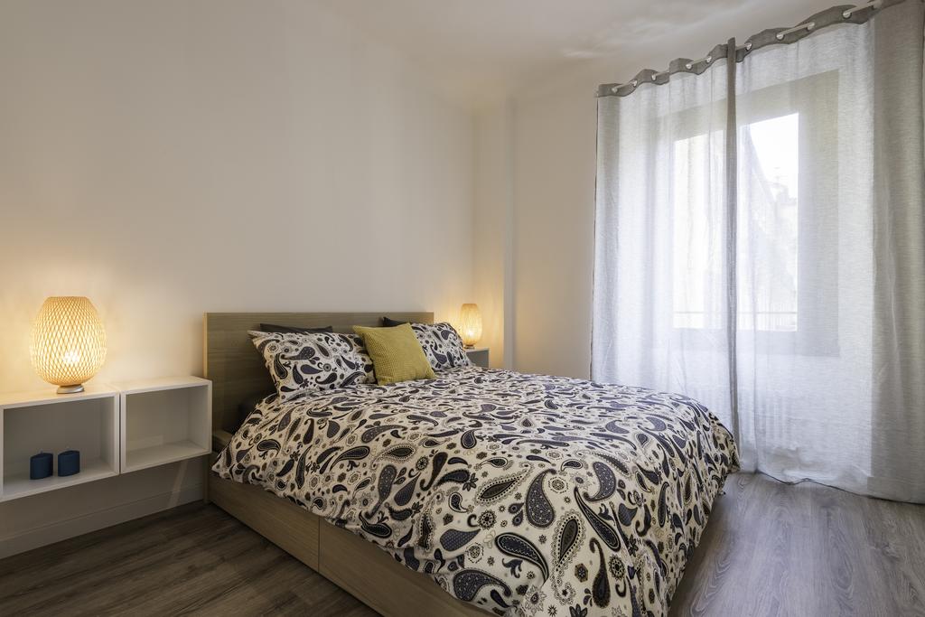 بوكوني - رينت كلاس زايدي