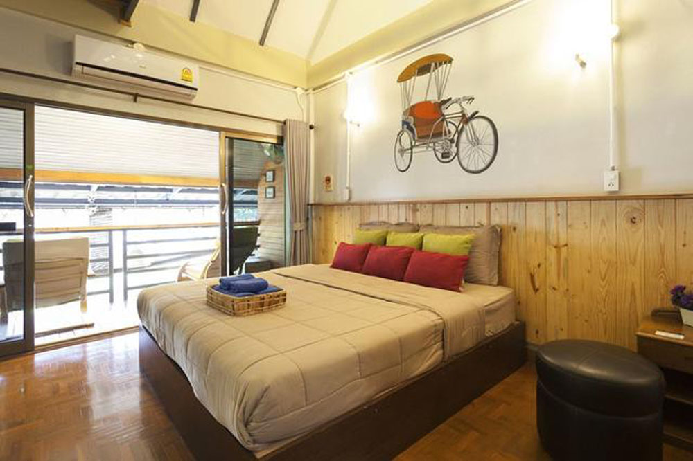 نير شوبينغ مول - أولد تاون آر