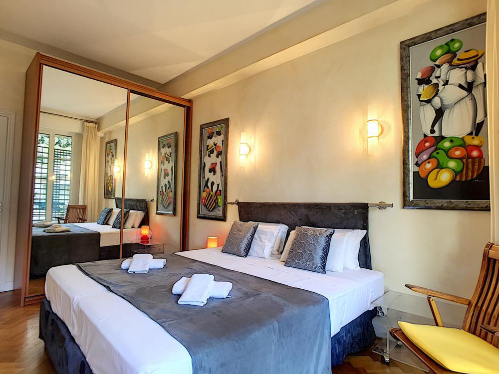 أشلي آند باركر - كابيتول تيراسي