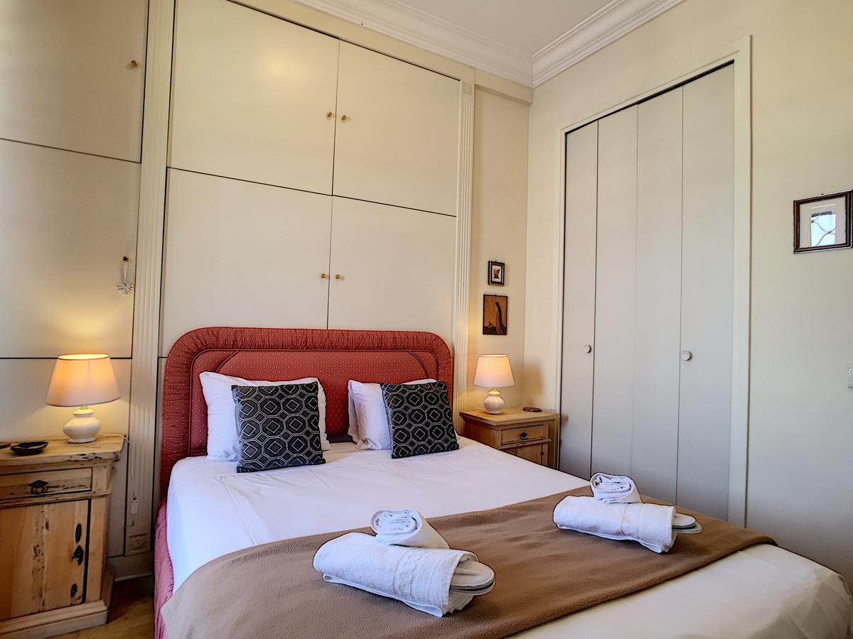 أشلي آند باركر - سكوير رويال تيراس