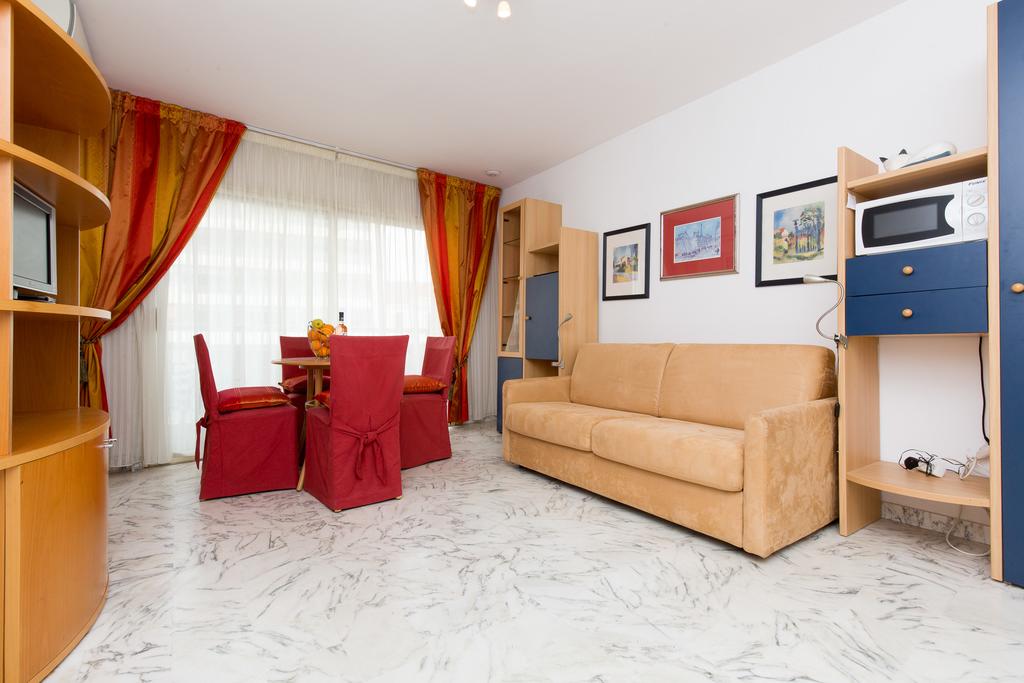 ريزيدنس ليس تويليريس يورس هوستهيلبير