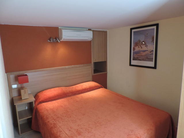 ريزيدنس يولاند