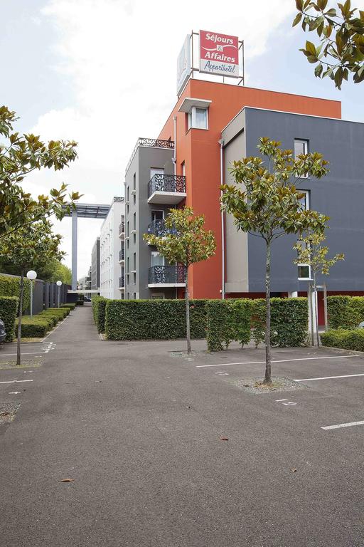 سيجور آند أفيرز نانتيس لو بوجوار