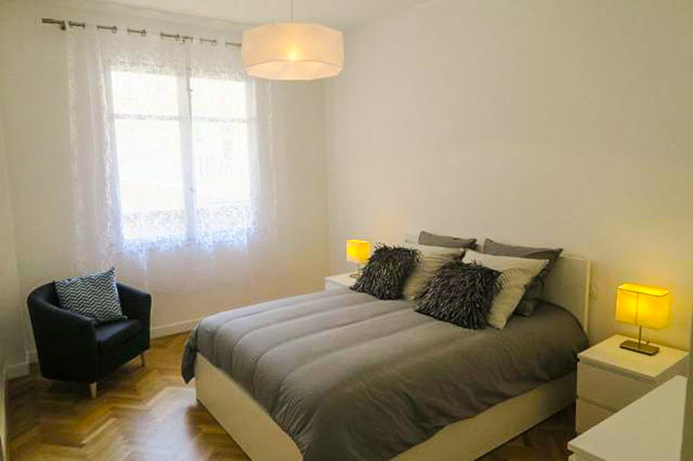 كاريه أور آبت 4 بيسيز موديرن إي سباسيو