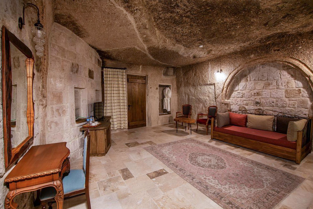 أجنحة هيرا كايف   