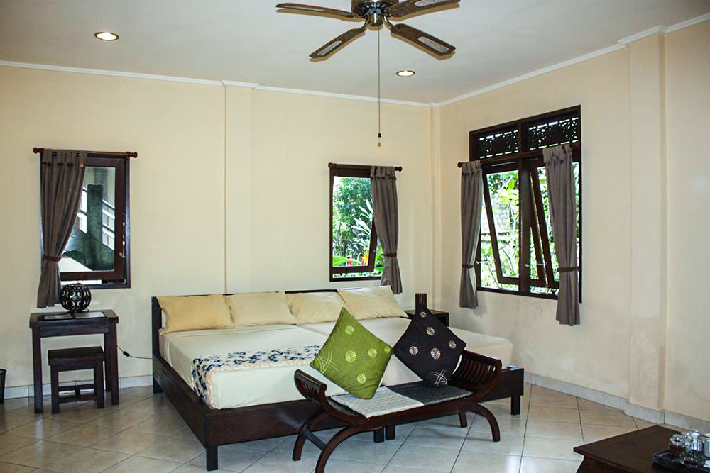 مبيت وافطار براستاني