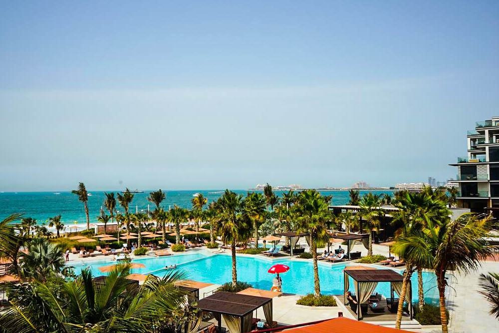 Caesars Palace Bluewaters Dubai