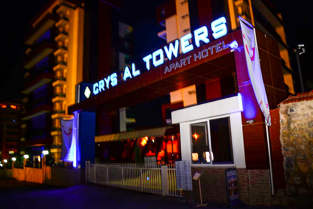 Crystal Towers Deluxe Apart