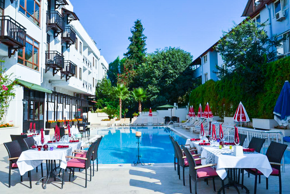 ميليسا مومنت