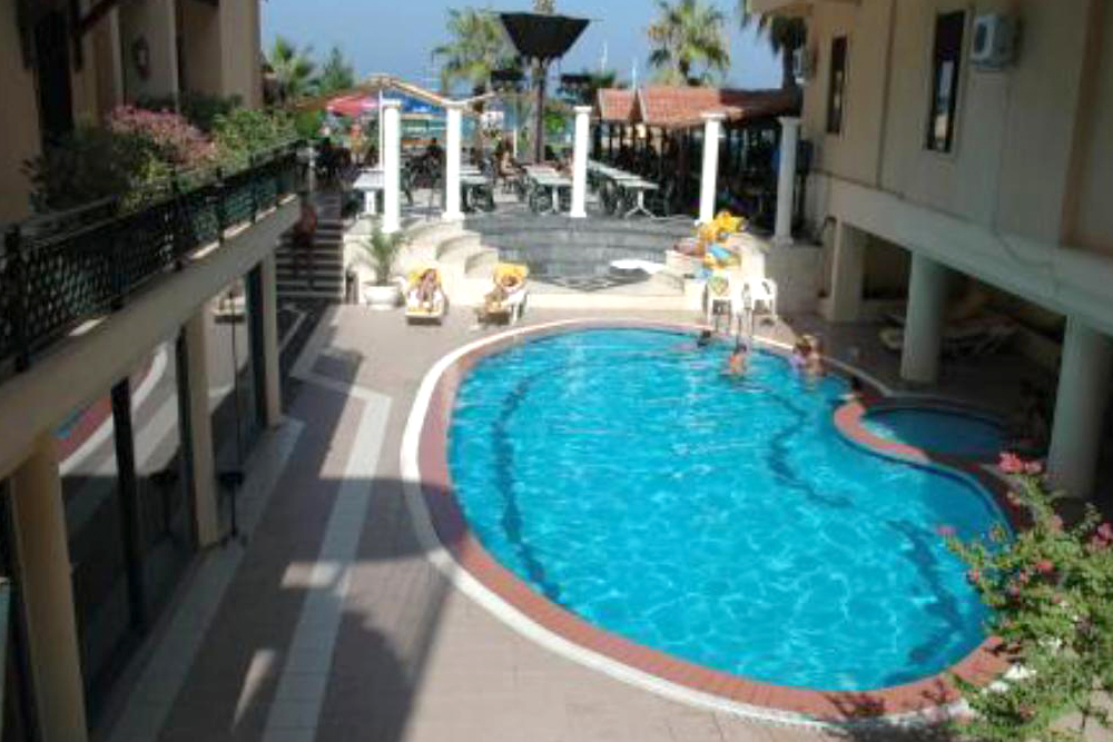 دراغوس بيتش