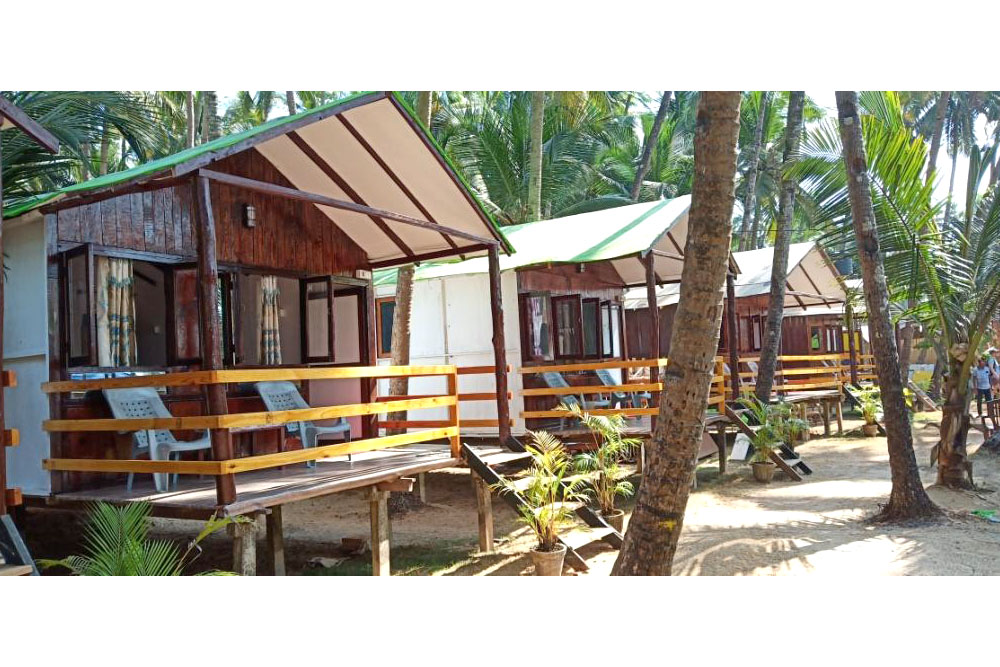 كلو بيتش هاتس