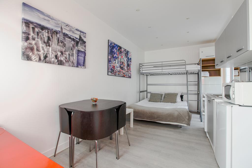 11 - ستوديو ديزاين شانزليزيه