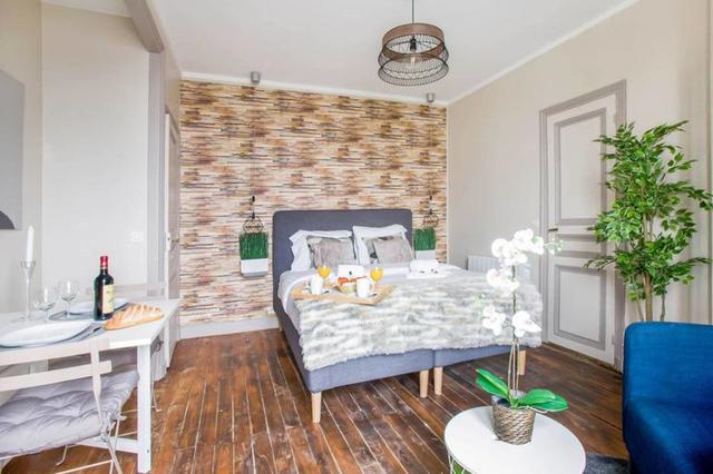 ساكريه كور، أميزينج برايس