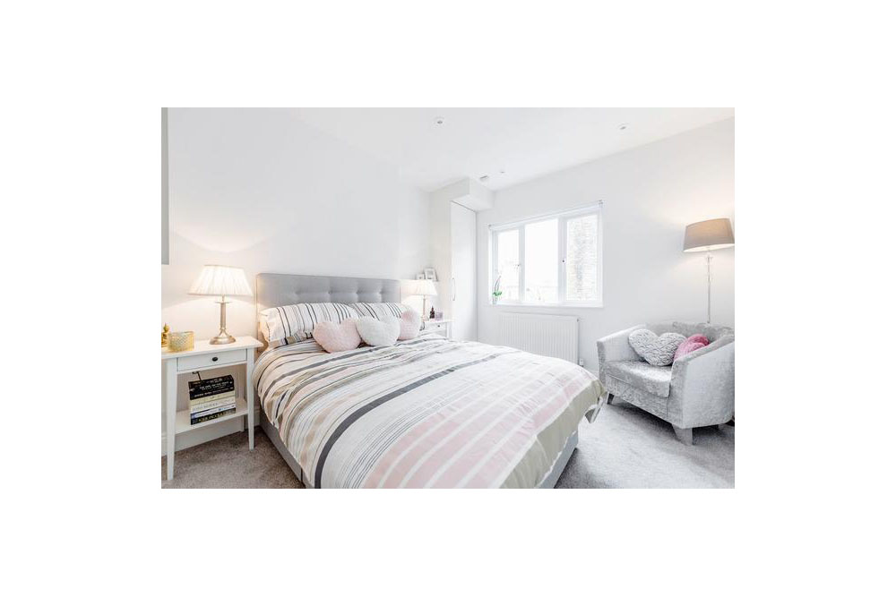 شقة بغرفتي نوم في بورتوبيلو/ نوتينج هيل