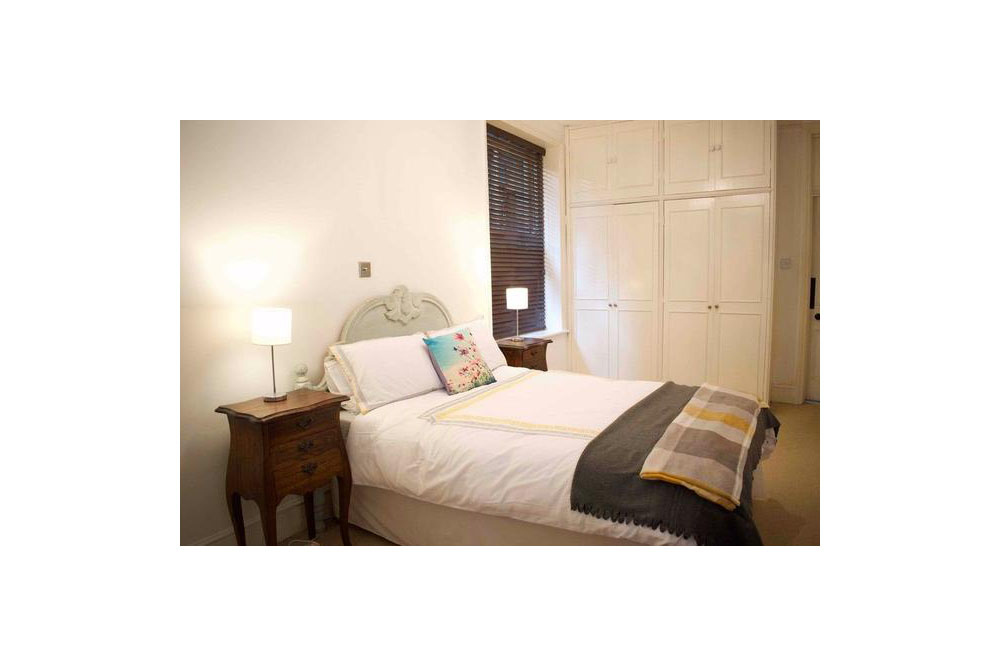 1 Bedroom Apartment in West London