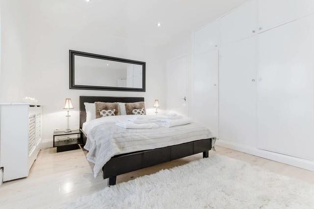 Lovely 1 Bedroom Home in Paddington W/patio