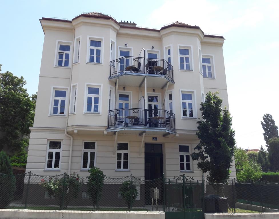 شقق إمبريال سشونبرون