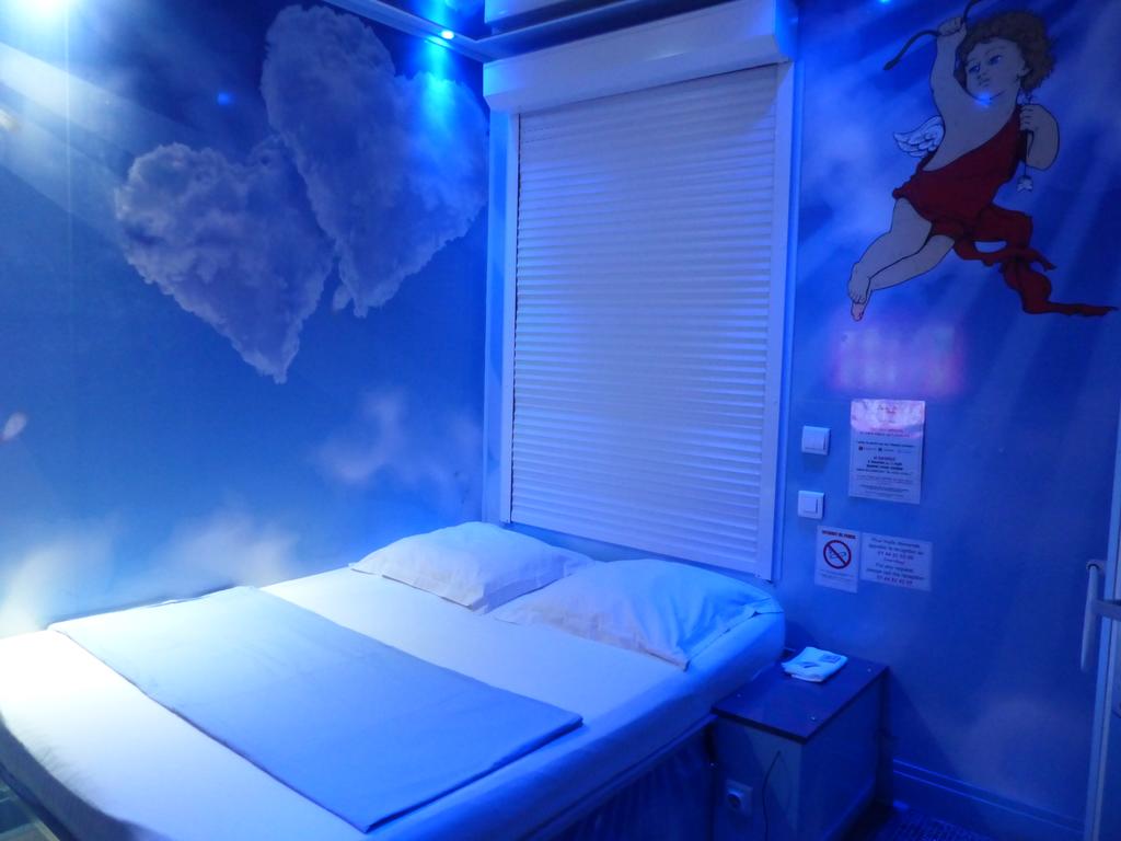 فندق لاف اية باريس