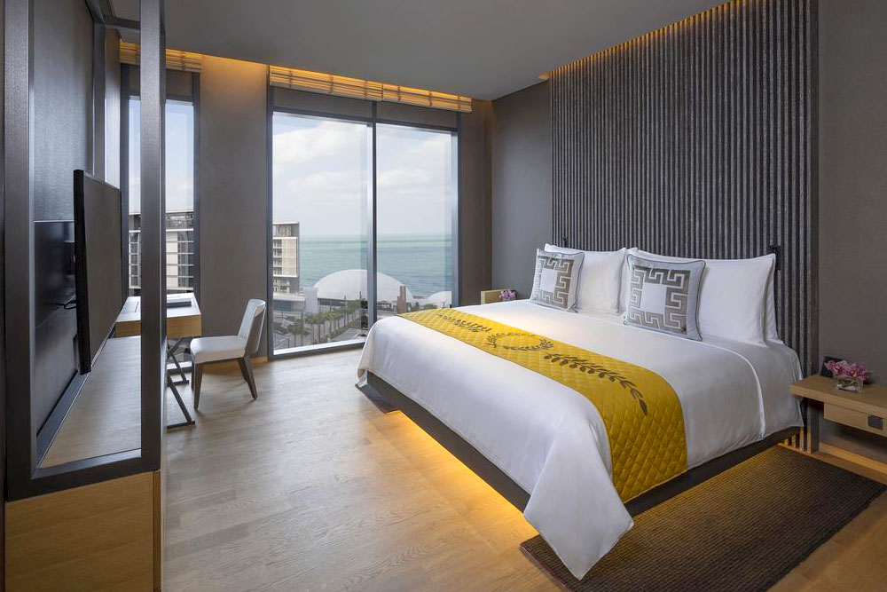 The Residences at Caesars Palace Bluewaters Dubai