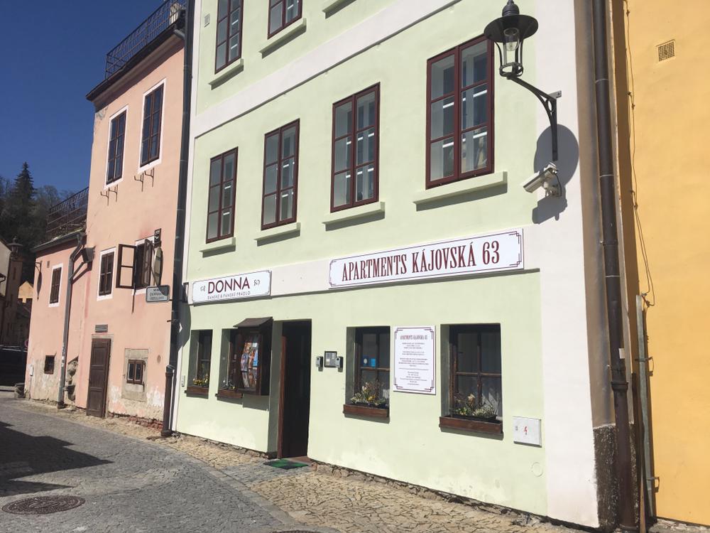 شقق كاجوفسكا 63