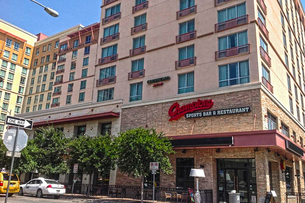 كورتيارد أوستن داون تاون / كونفينشن سنتر