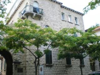 فندق بوزينوفيك