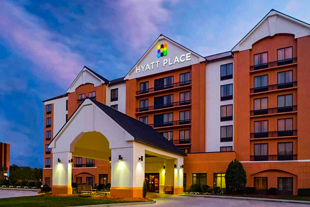 حياة بلاس أوستن\أربورتوم