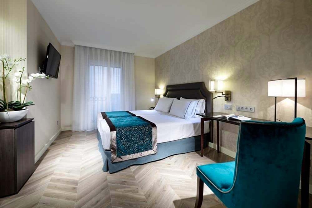 فندق يوروستارز كاسا دي لا ليريكا